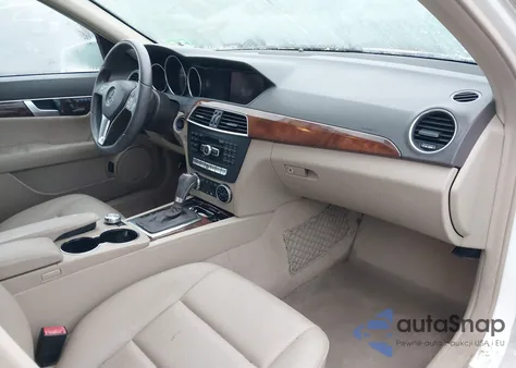 2013 Mercedes-Benz C 300 Sport 4Matic from USA, damaged, VIN WDDGF8AB3DR286218